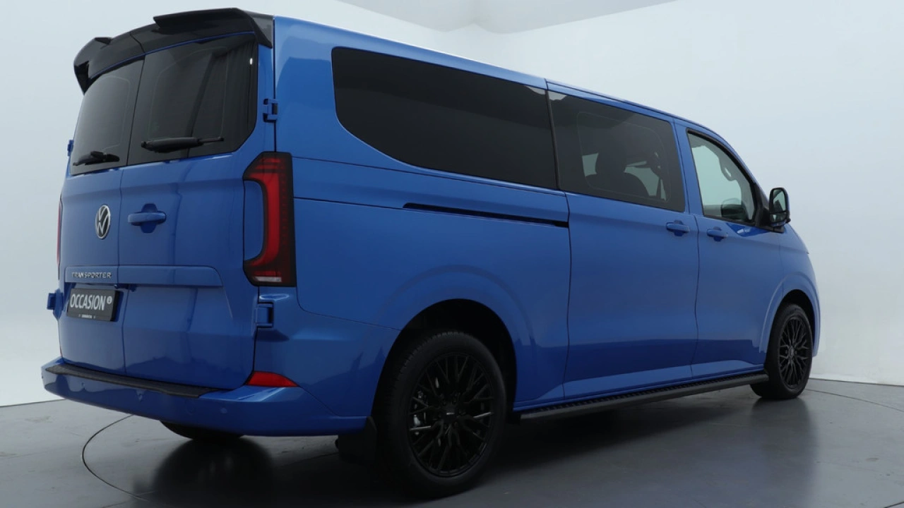 VW Bedrijfswagens Transporter Dubbel Cabine L2H1 2.0 TDI 170pk 2.8T Automaat Bulli