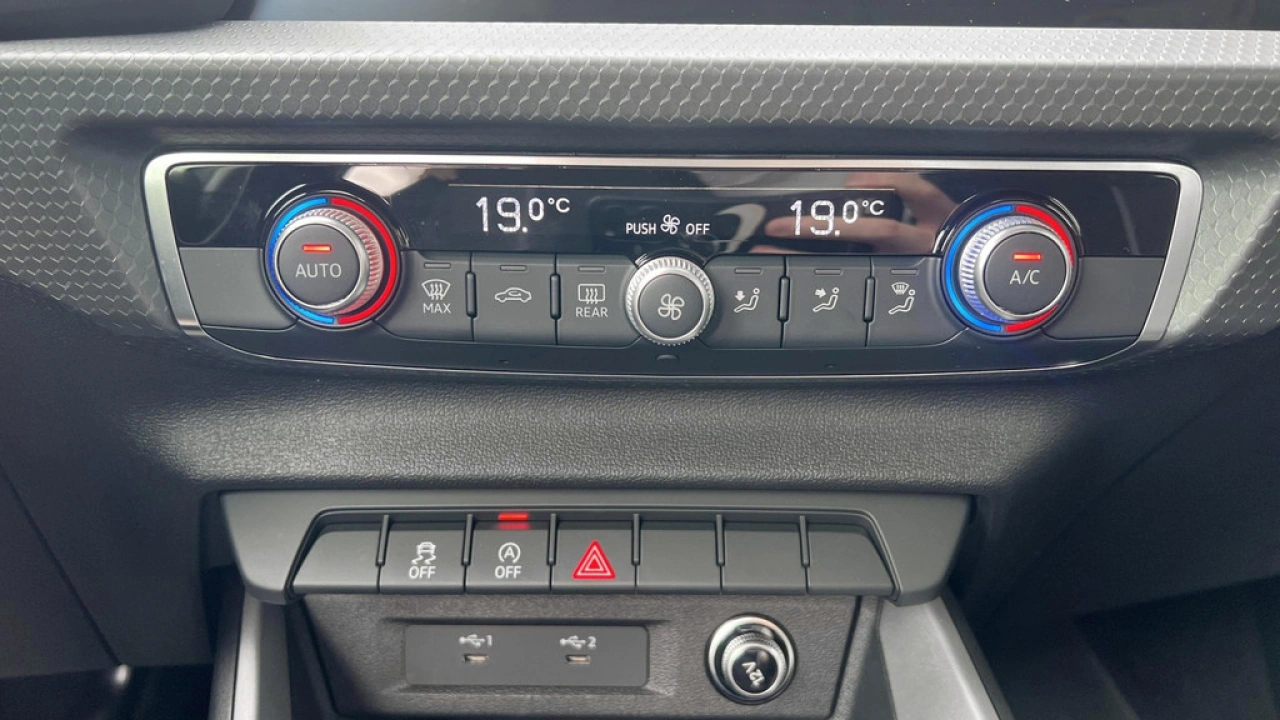 Audi A1 Sportback 25 TFSI 96Pk Advanced Edition | PDC | Cruise control | Climate control | LED |
