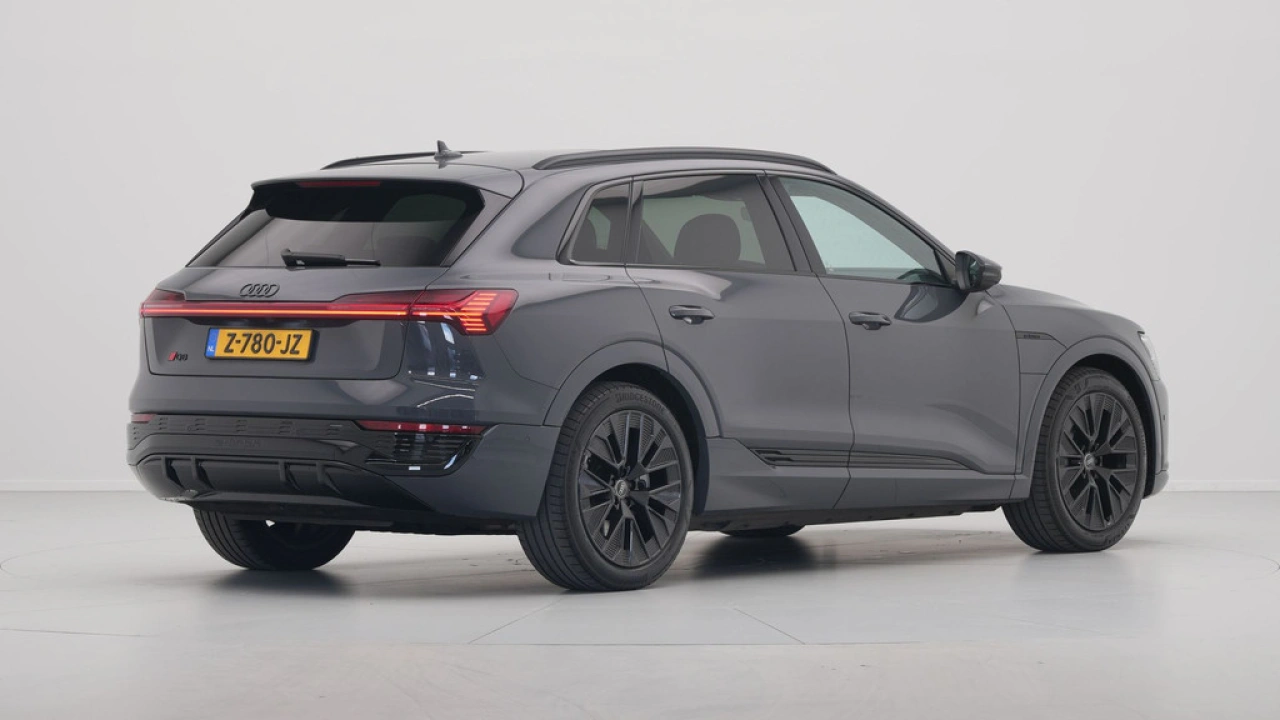 Audi Q8 e-tron 55 quattro S-Line Edition Competition 115 kWh 408pk