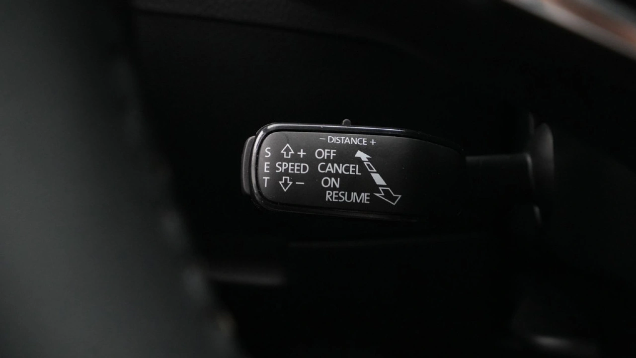 Škoda Superb Combi 1.4 TSI iV 218pk DSG Business Edition Plus