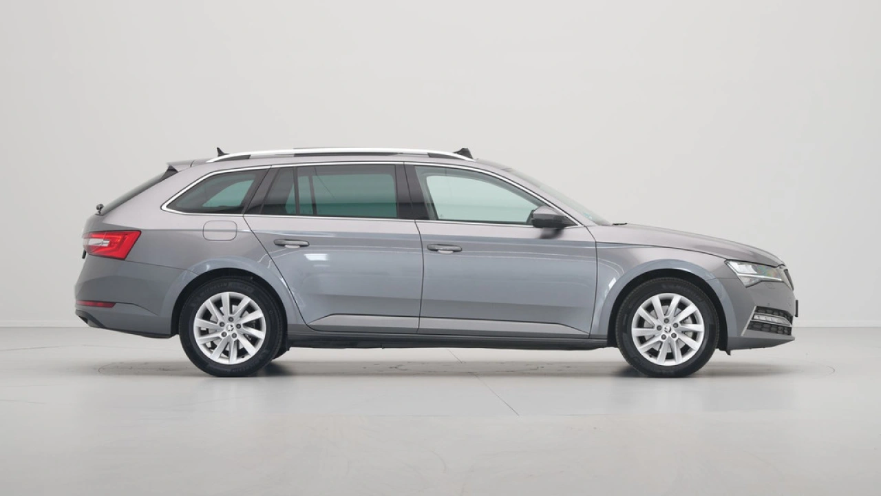 Škoda Superb Combi 1.4 TSI iV 218pk DSG Business Edition Plus