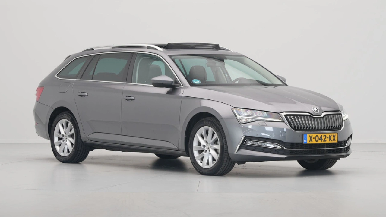 Škoda Superb Combi 1.4 TSI iV 218pk DSG Business Edition Plus