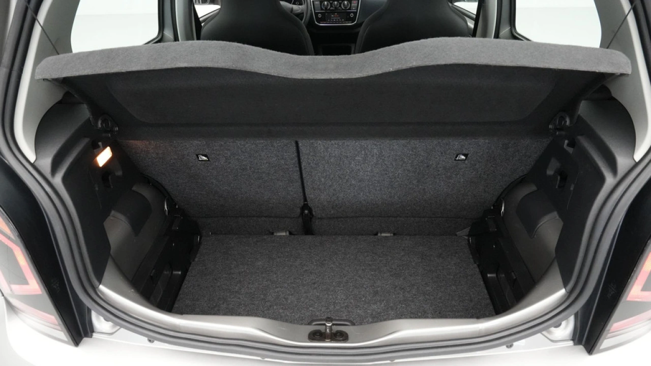 Volkswagen up! 1.0 BMT move up!