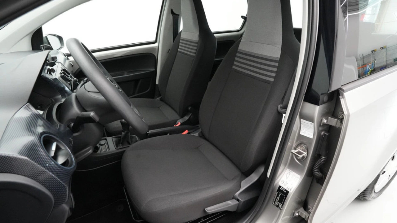 Volkswagen up! 1.0 BMT move up!