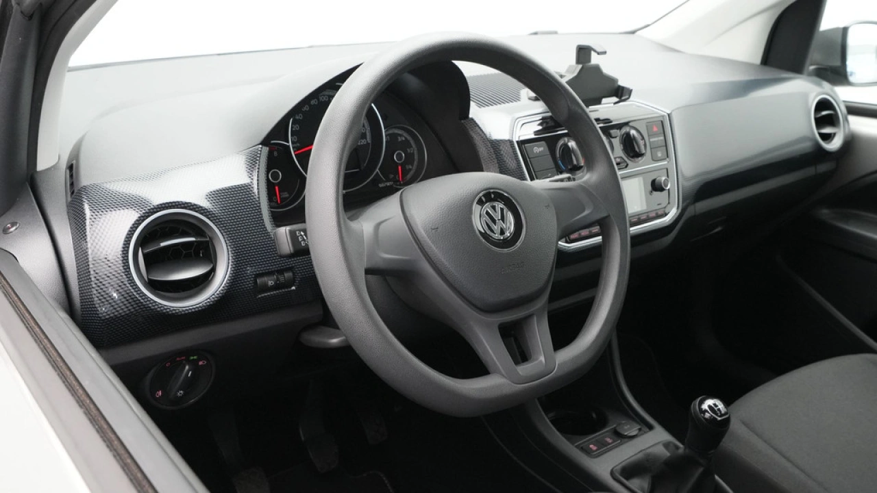 Volkswagen up! 1.0 BMT move up!
