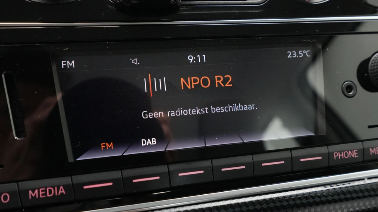 Volkswagen up! 1.0 BMT move up!