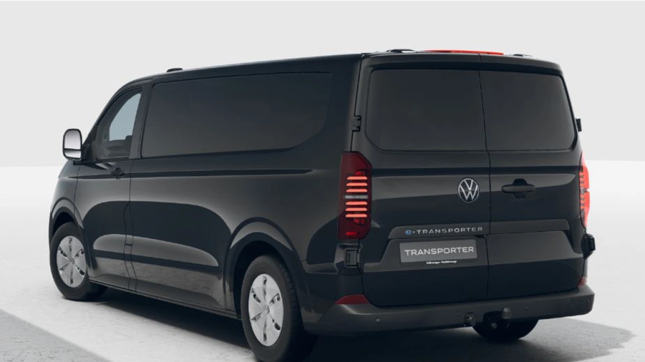 VW Bedrijfswagens E-Transporter 160kW 218PK L2H1 Life Intro 64 kWh