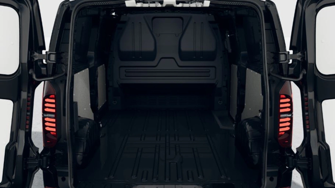 VW Bedrijfswagens E-Transporter 160kW 218PK L2H1 Life Intro 64 kWh