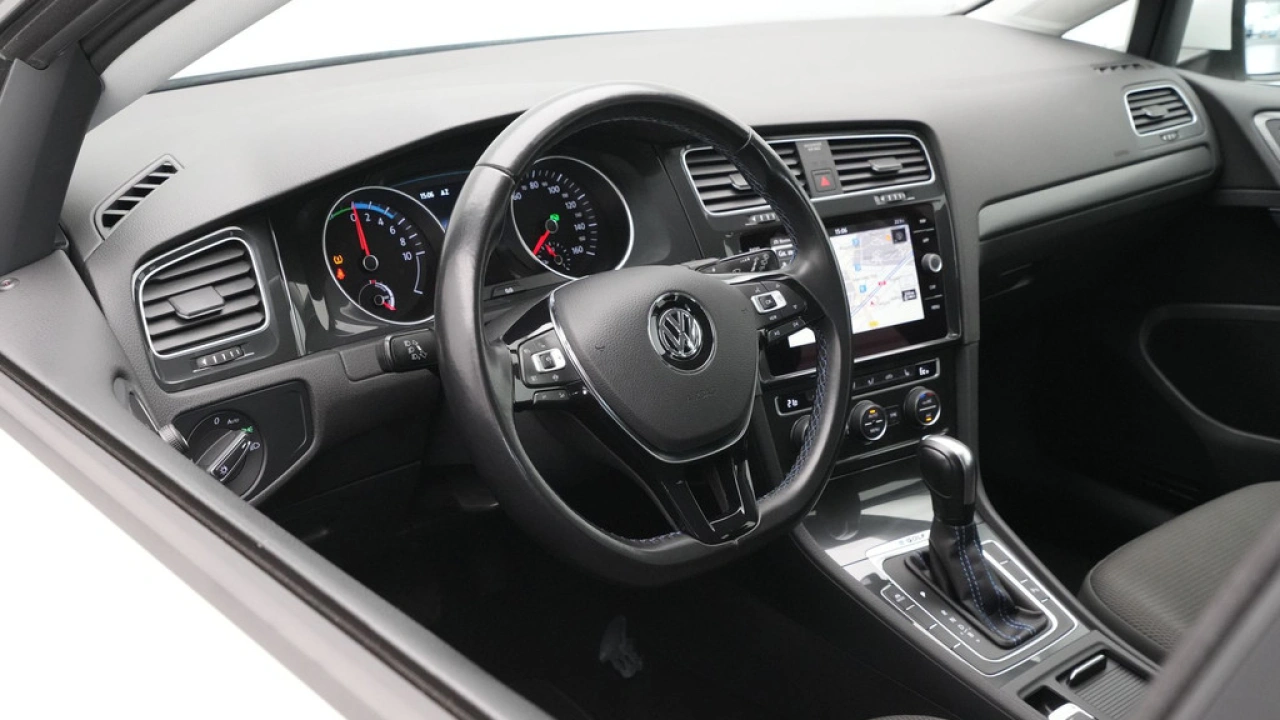 Volkswagen e-Golf E-DITION