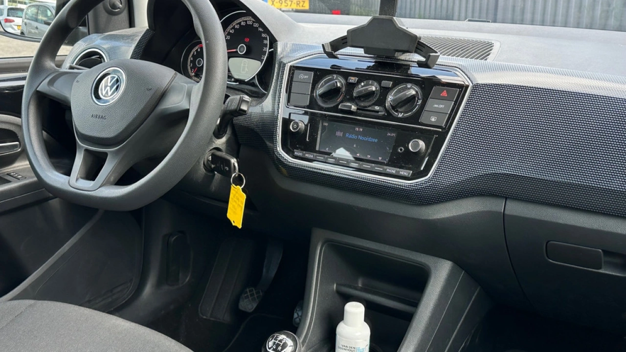 Volkswagen up! 1.0 65pk Airco Bluetooth Lane Assist