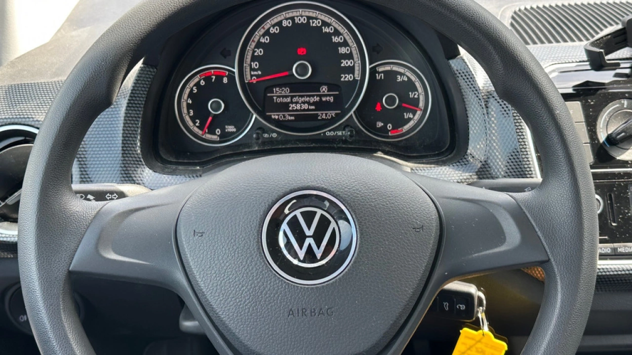 Volkswagen up! 1.0 65pk Airco Bluetooth Lane Assist