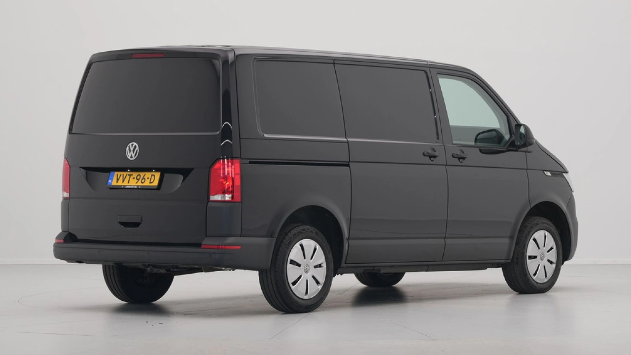 VW Bedrijfswagens Transporter 2.0 TDI L1H1 26 Economy Business