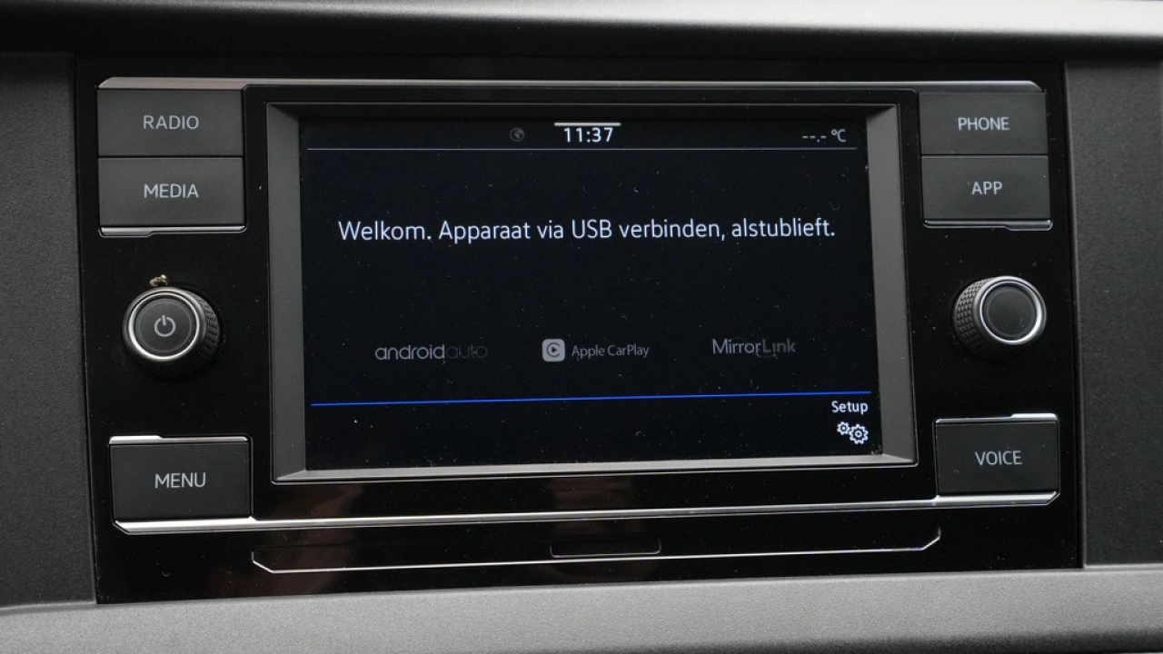 VW Bedrijfswagens Transporter 2.0 TDI L2H1 28 Economy Business