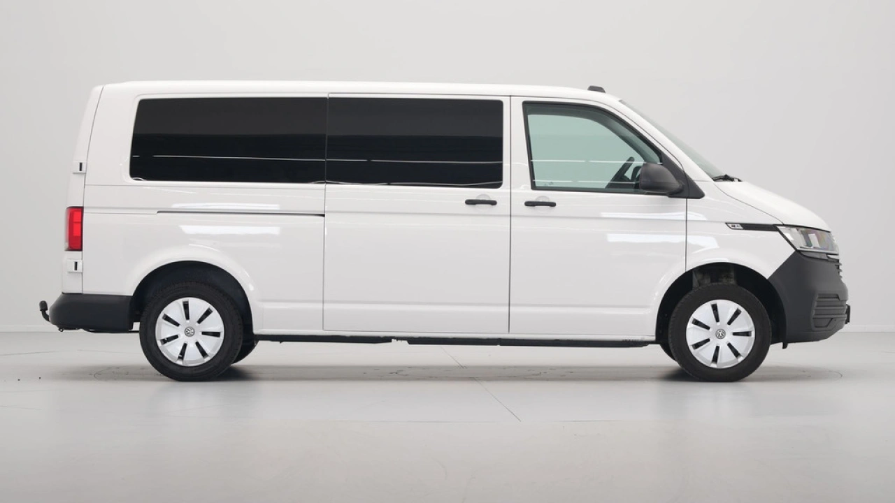 VW Bedrijfswagens Transporter 2.0 TDI L2H1 28 Economy Business