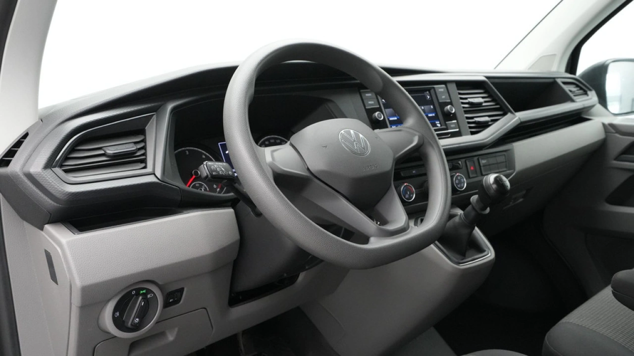 VW Bedrijfswagens Transporter 2.0 TDI L1H1 26 Economy Business