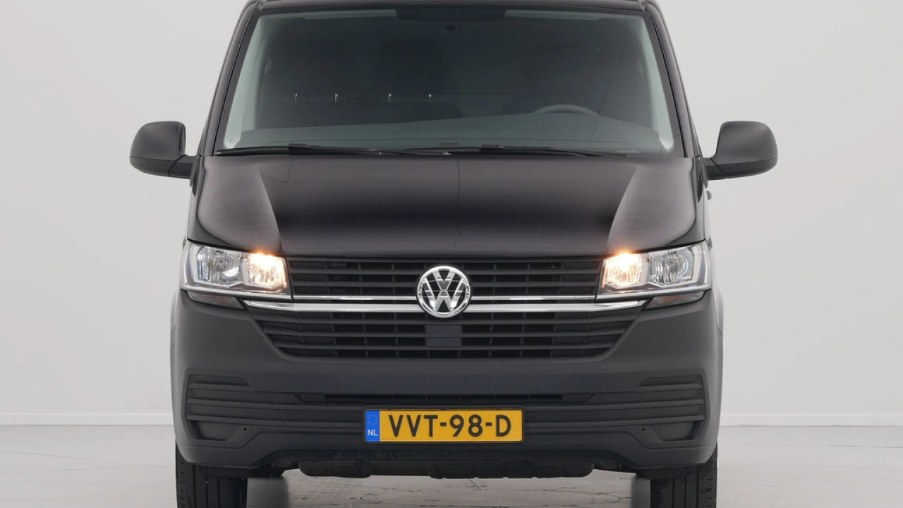 VW Bedrijfswagens Transporter 2.0 TDI L1H1 26 Economy Business