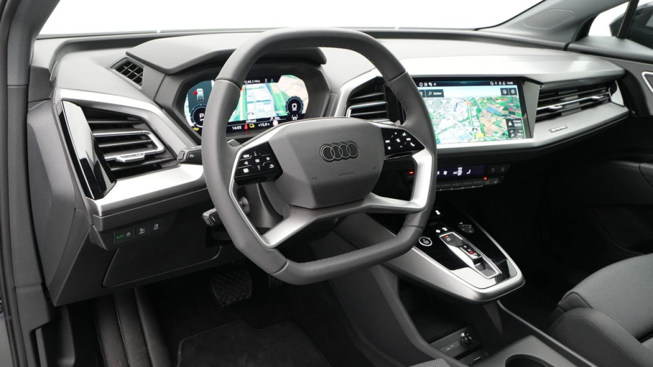Audi Q4 e-tron (A1) Advanced edition e-tron 45 210kW/286pk 82Kwh Hatchback Elektr. aandrijving quattro