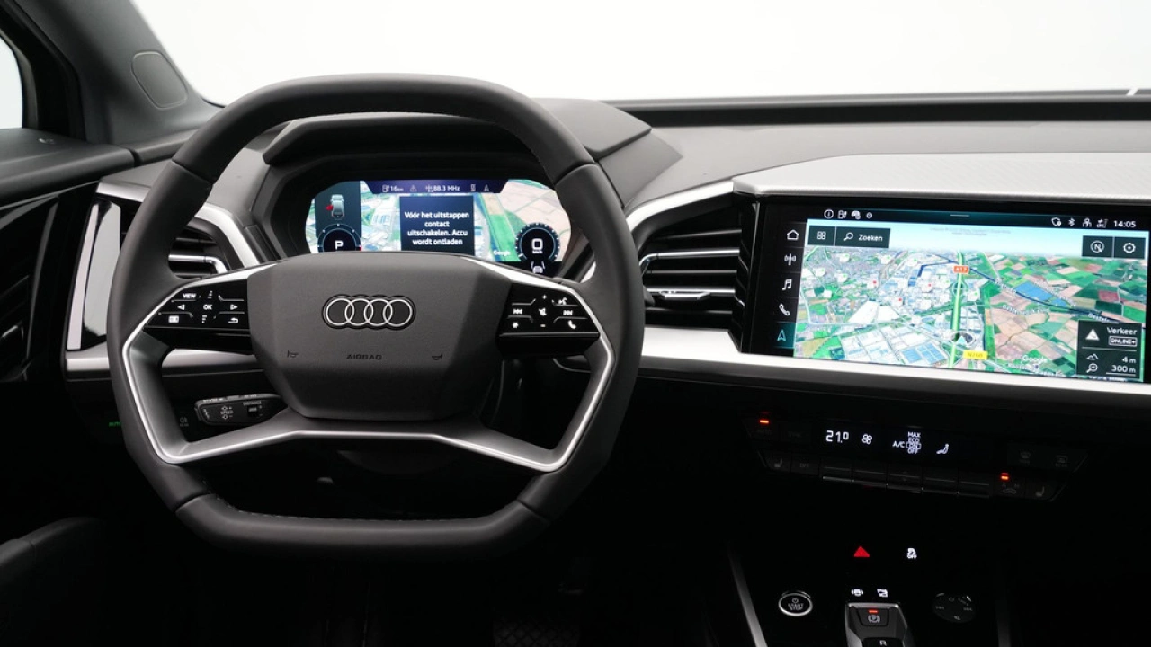 Audi Q4 e-tron (A1) Advanced edition e-tron 45 210kW/286pk 82Kwh Hatchback Elektr. aandrijving quattro