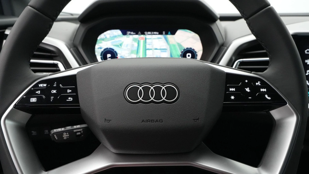 Audi Q4 e-tron (A1) Advanced edition e-tron 45 210kW/286pk 82Kwh Hatchback Elektr. aandrijving quattro