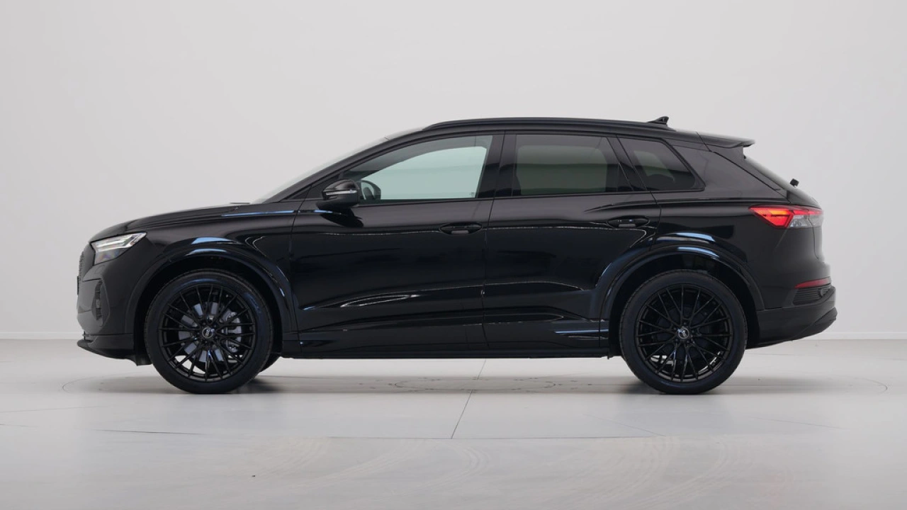 Audi Q4 e-tron (A1) Advanced edition e-tron 45 210kW/286pk 82Kwh Hatchback Elektr. aandrijving quattro