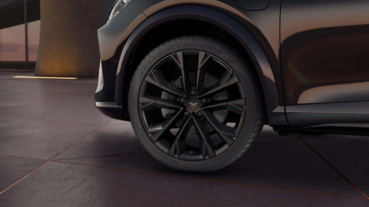 CUPRA Formentor 1.5 TSI e-Hybrid 204 6DSG Business