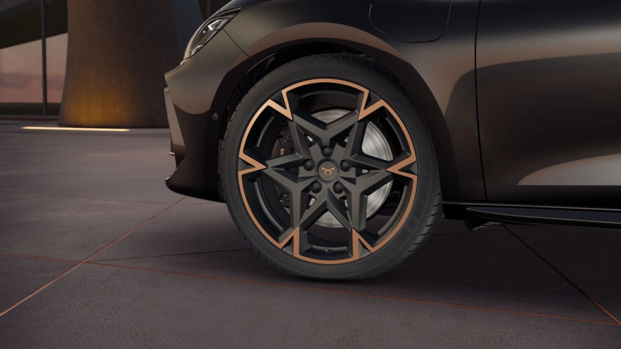 CUPRA Leon Sportstourer 1.5 TSI e-Hybrid 272 6DSG VZ Performance