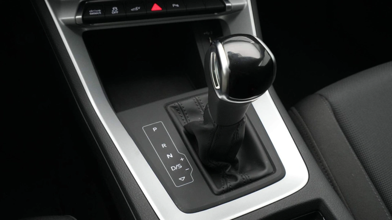Audi Q3 45 TFSI e 245pk S Line edition