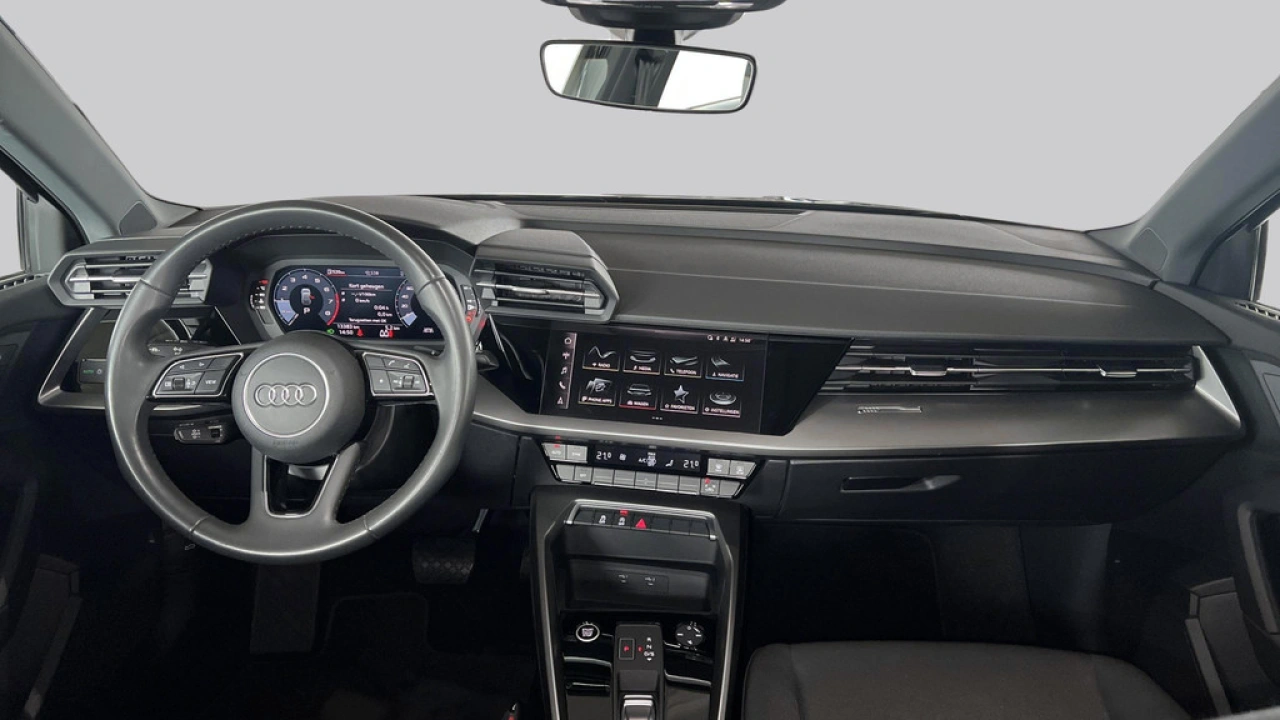 Audi A3 Sportback 30 TFSI 110Pk Pro Line / Parkeerhulp achter / Cruise Control