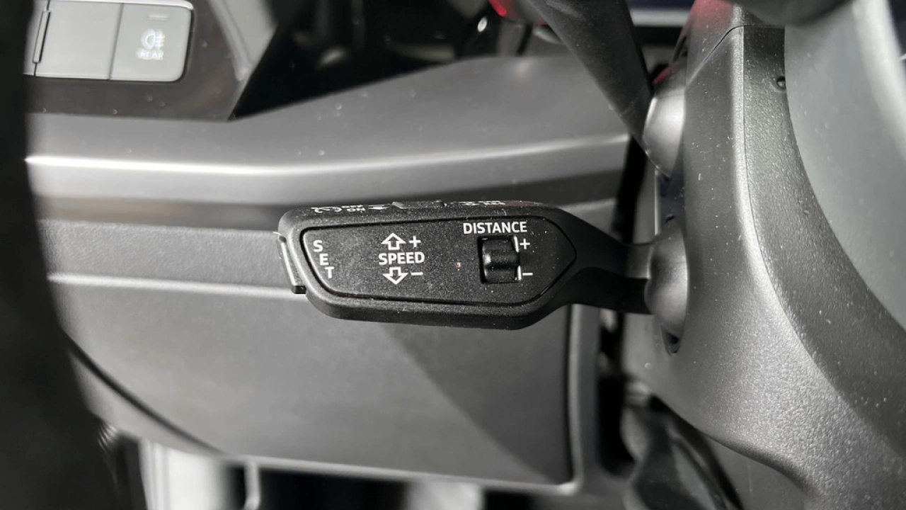 Audi A3 Sportback 30 TFSI 110Pk Pro Line / Parkeerhulp achter / Cruise Control