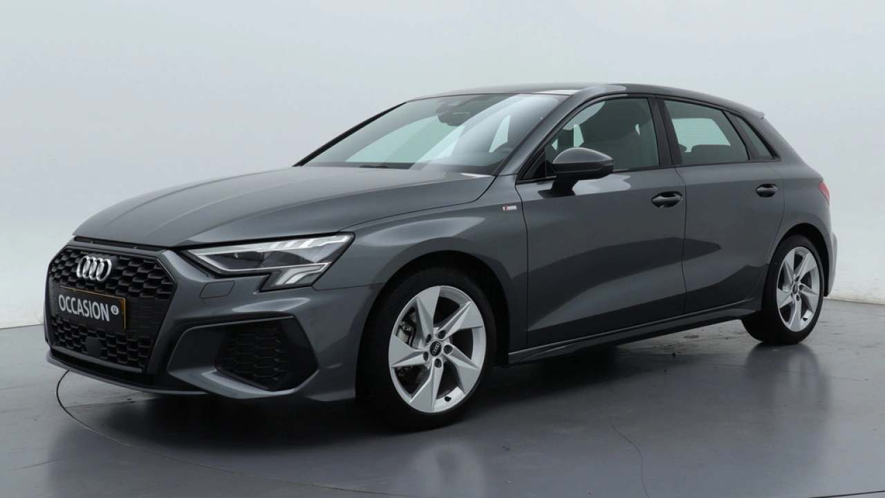 Audi A3 Sportback 30 TFSI 110Pk S Edition Adp. Cruise Control / Stoelverwarming