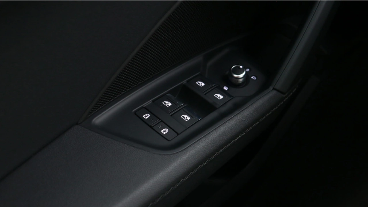 Audi A3 Sportback 30 TFSI 110Pk S Edition Adp. Cruise Control / Stoelverwarming