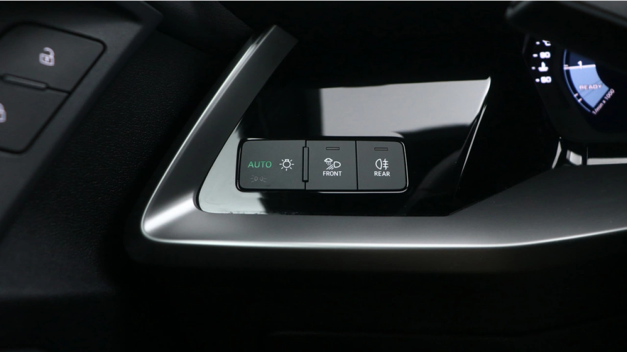Audi A3 Sportback 30 TFSI 110Pk S Edition Adp. Cruise Control / Stoelverwarming