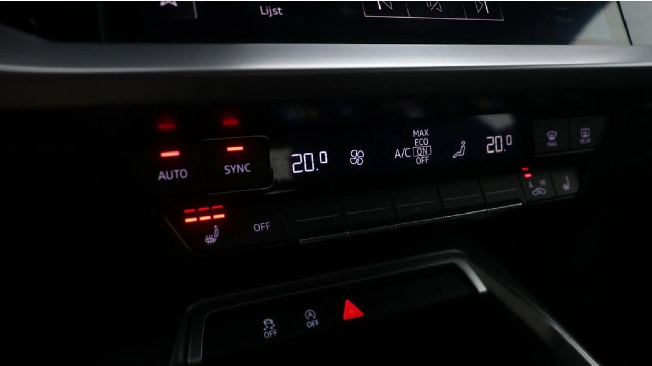 Audi A3 Sportback 30 TFSI 110Pk S Edition Adp. Cruise Control / Stoelverwarming