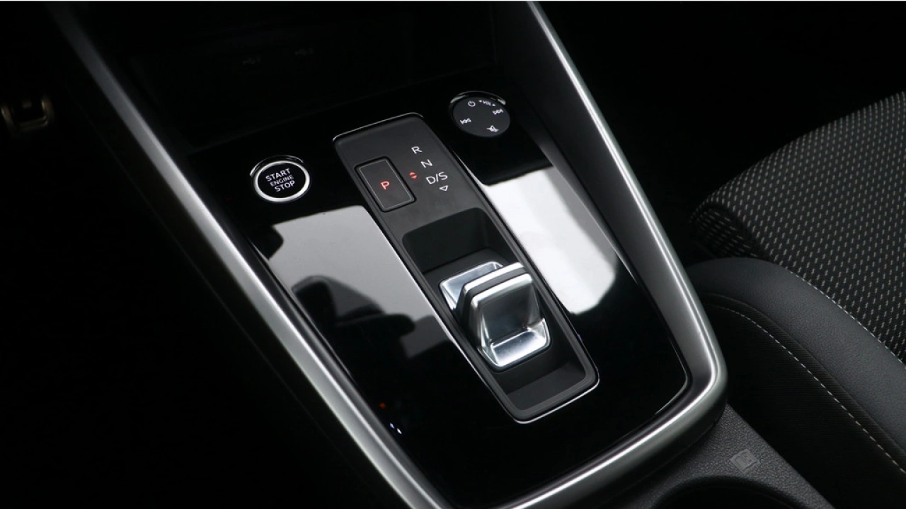 Audi A3 Sportback 30 TFSI 110Pk S Edition Adp. Cruise Control / Stoelverwarming