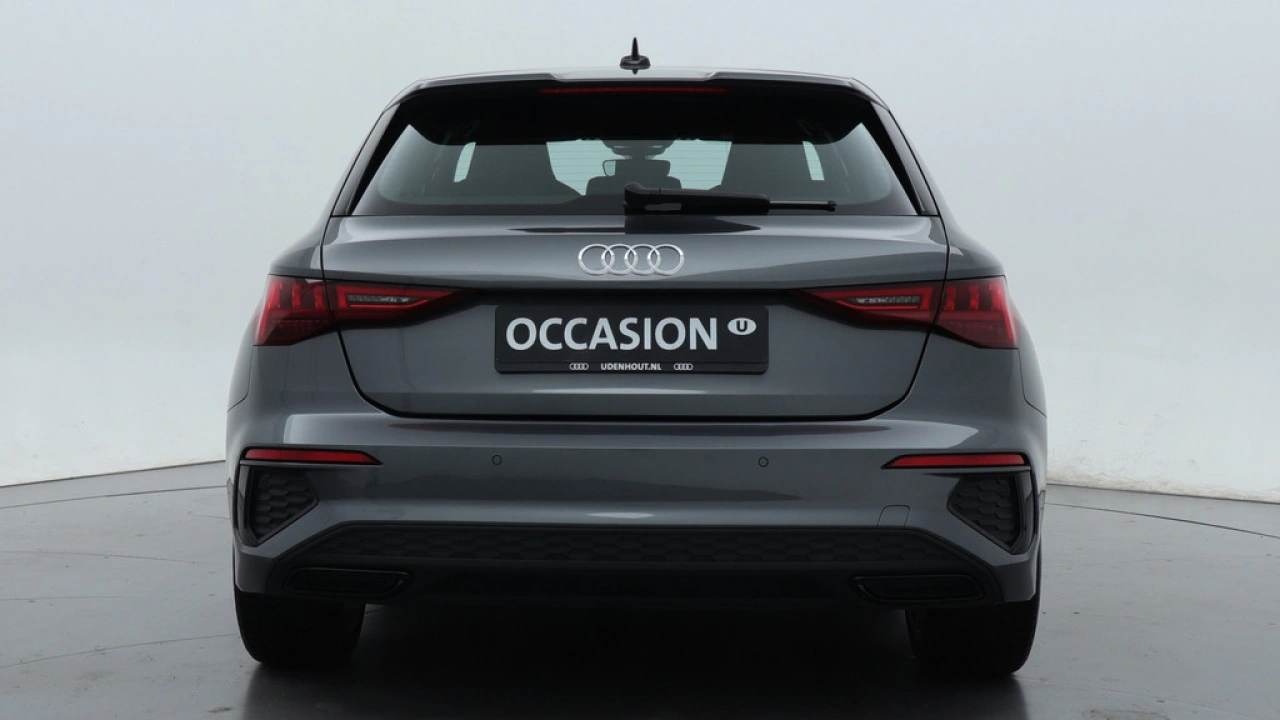 Audi A3 Sportback 30 TFSI 110Pk S Edition Adp. Cruise Control / Stoelverwarming