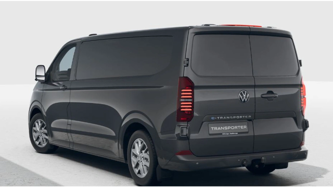 VW Bedrijfswagens E-Transporter 160kW 218PK L2H1 Style 64 kWh