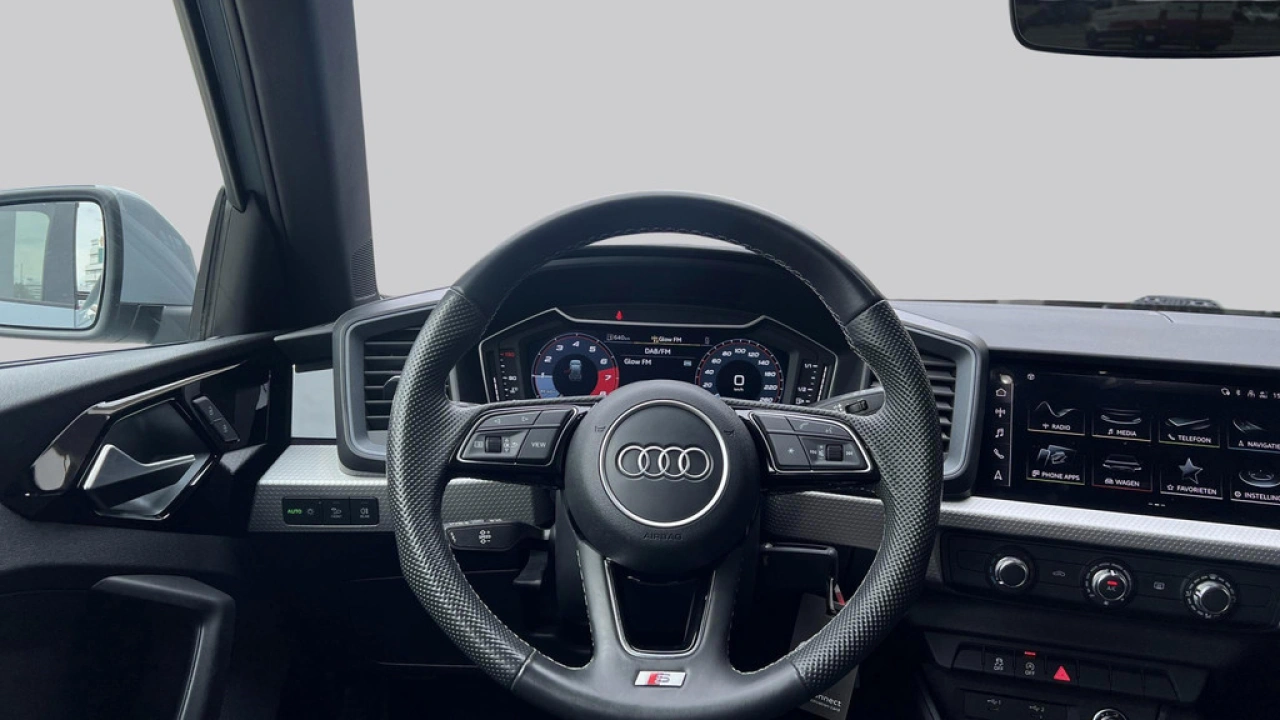 Audi A1 Sportback 25 TFSI 96Pk S Edition / LED / Privacy Glas
