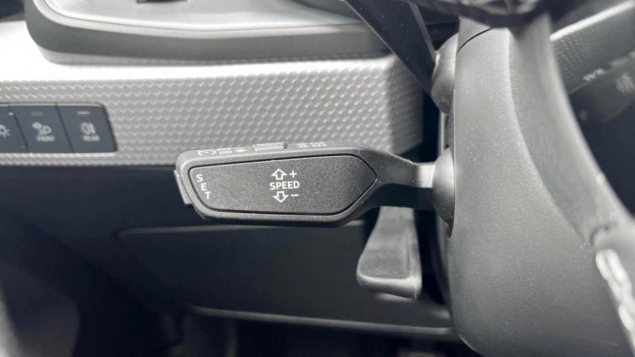 Audi A1 Sportback 25 TFSI 96Pk S Edition / LED / Privacy Glas