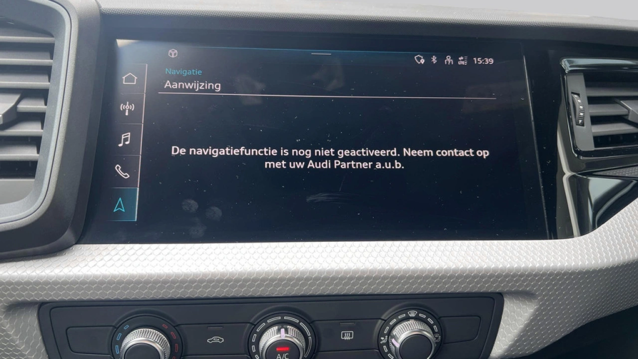 Audi A1 Sportback 25 TFSI 96Pk S Edition / LED / Privacy Glas
