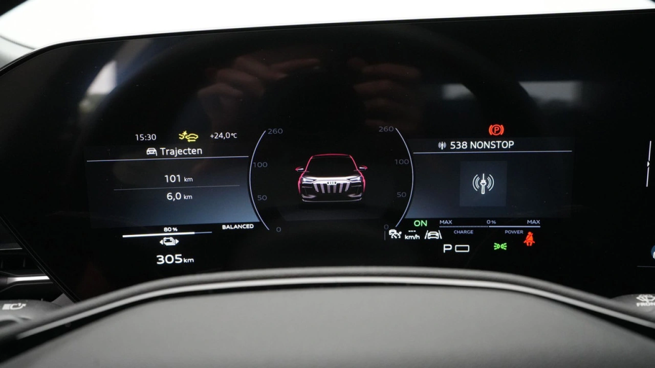 Audi Q6 e-tron edition 83 kWh Pack Tech