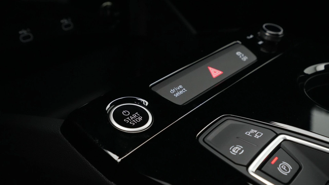 Audi Q6 e-tron edition 83 kWh Pack Tech