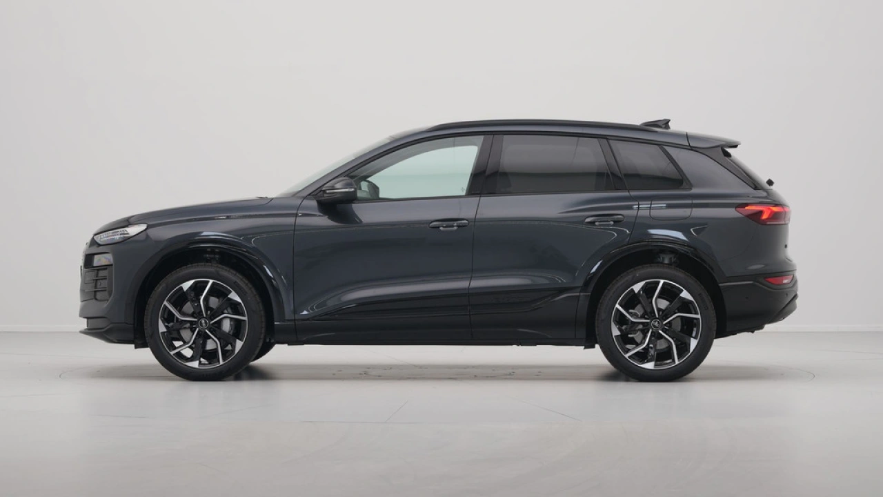 Audi Q6 e-tron edition 83 kWh Pack Tech
