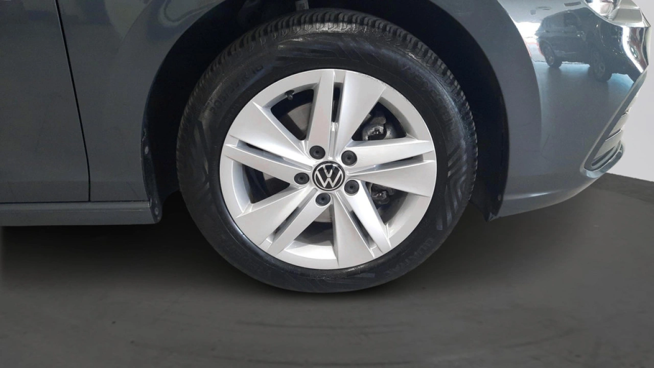 Volkswagen Golf 1.0 eTSI Life Multimedia pakket | Comfort pakket |