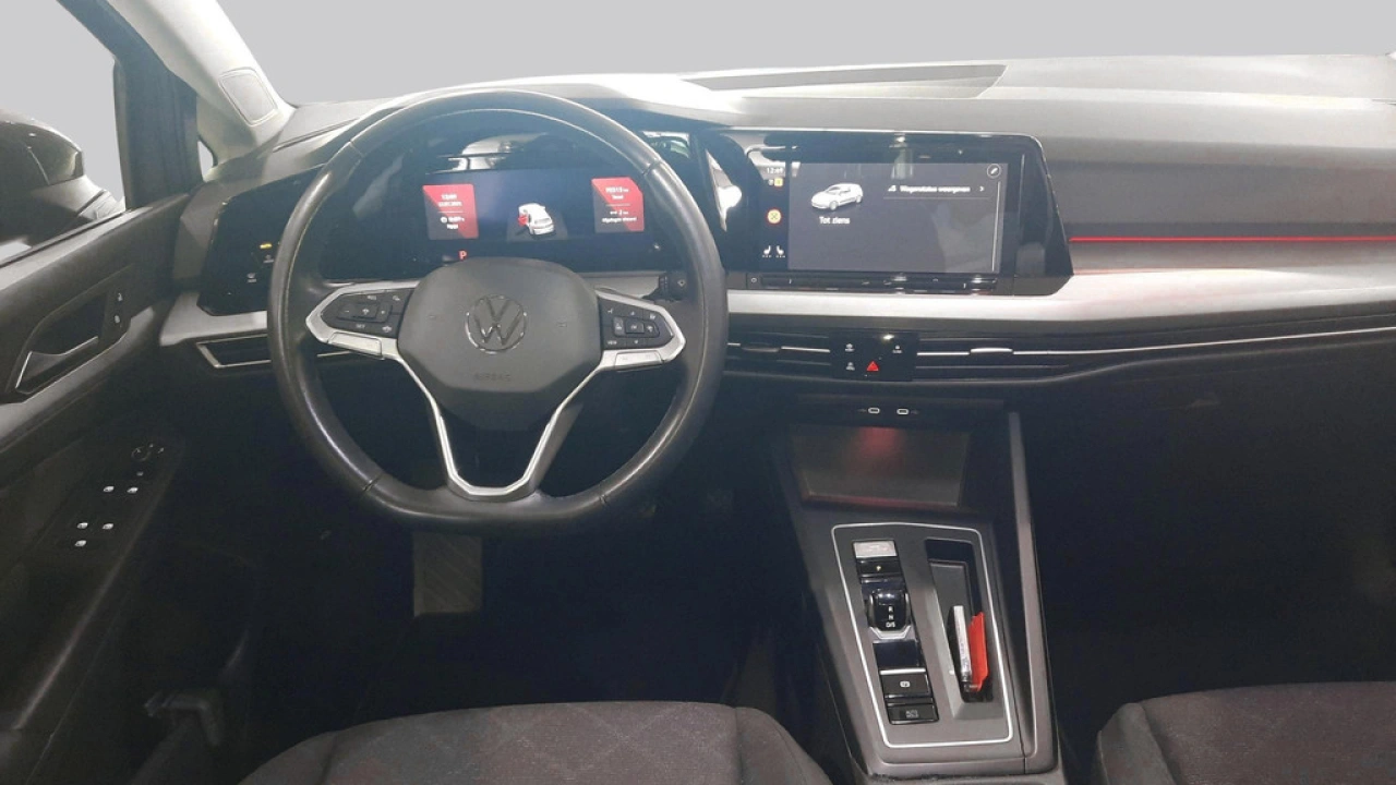 Volkswagen Golf 1.0 eTSI Life Multimedia pakket | Comfort pakket |