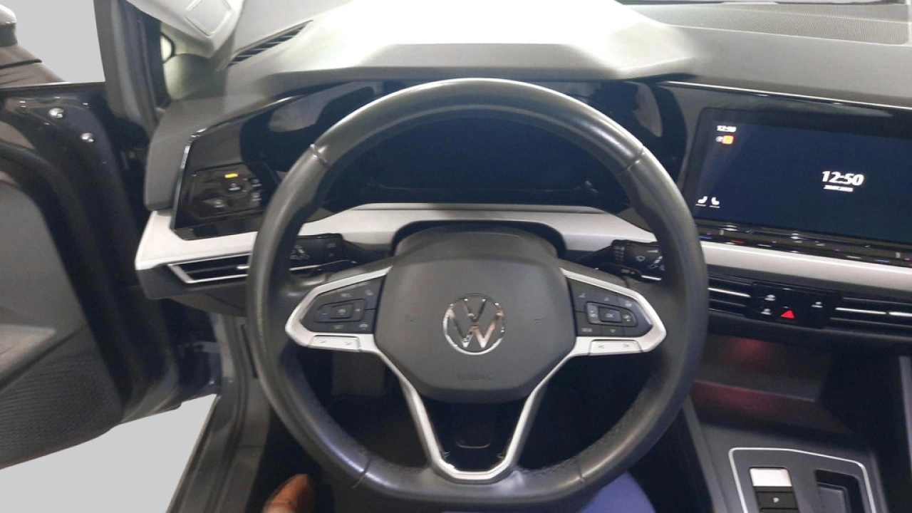 Volkswagen Golf 1.0 eTSI Life Multimedia pakket | Comfort pakket |
