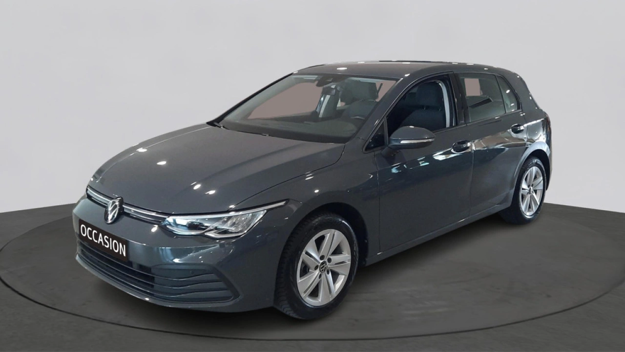 Volkswagen Golf 1.0 eTSI Life Multimedia pakket | Comfort pakket |