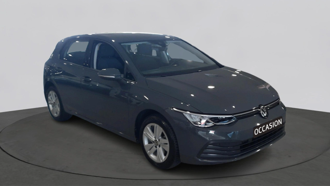 Volkswagen Golf 1.0 eTSI Life Multimedia pakket | Comfort pakket |