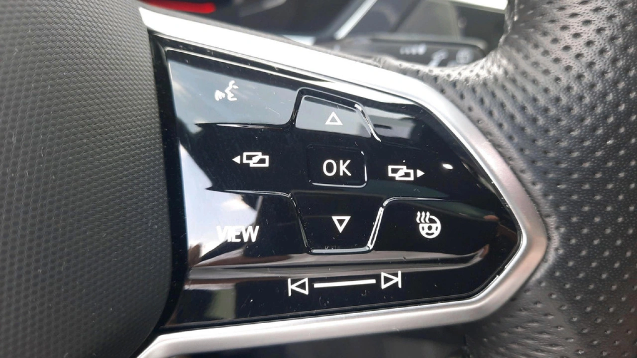 Volkswagen Tiguan Allspace 1.5 TSI R-Line Business+ | Black Style | Trekhaak | Camera | 20
