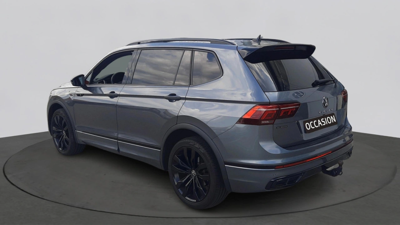 Volkswagen Tiguan Allspace 1.5 TSI R-Line Business+ | Black Style | Trekhaak | Camera | 20