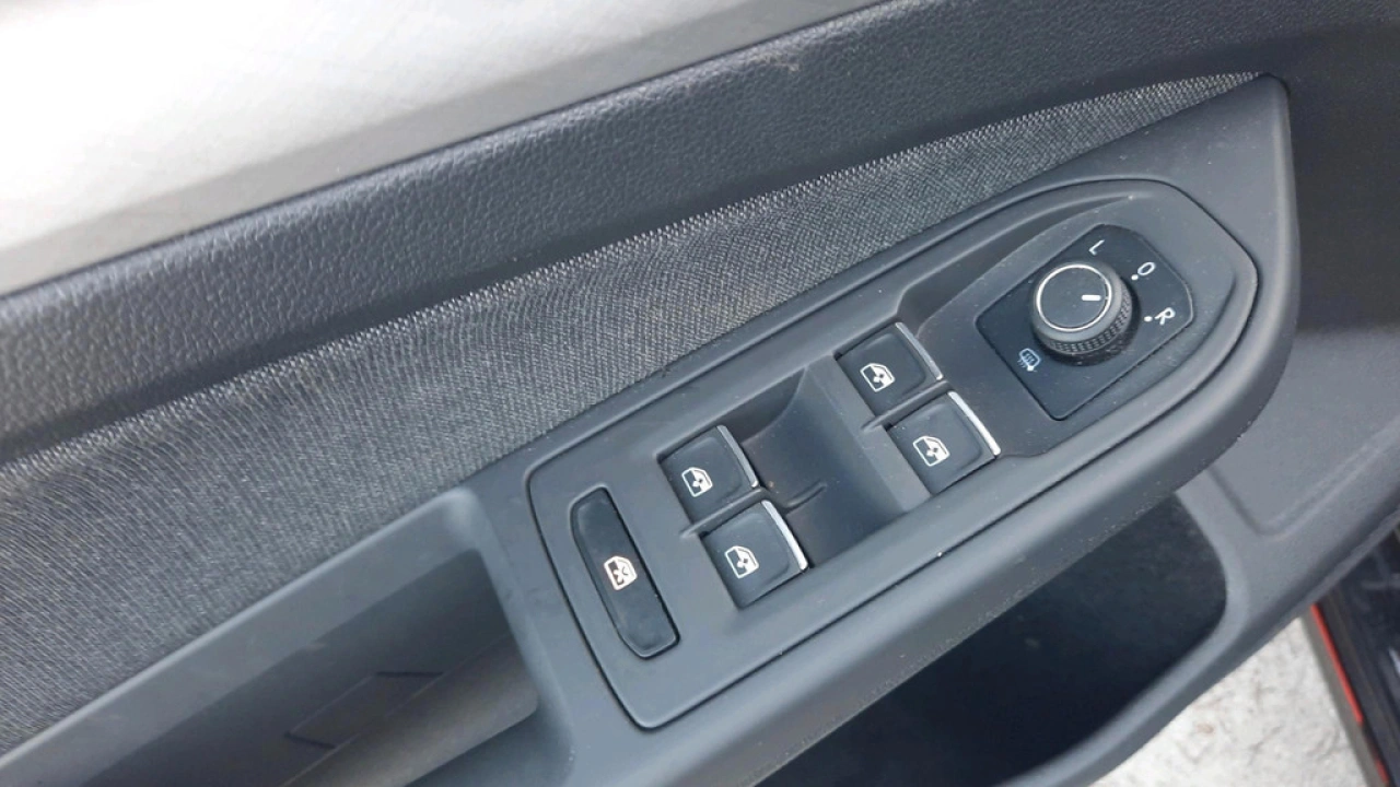 Volkswagen Golf 1.0 TSI Life | Multimedia | Camera